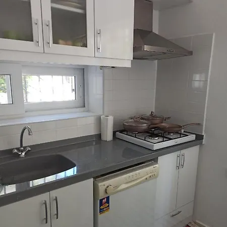 Cozy With Walking Distance To The Beach In Bodrum, Mugla * Turgutreis
